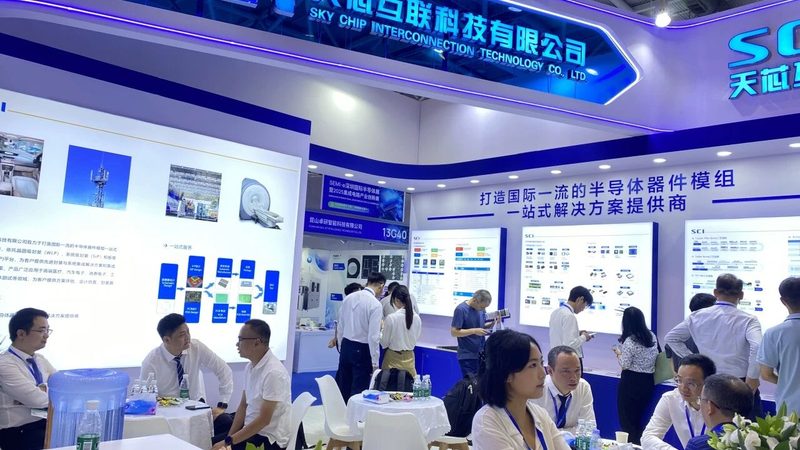 光刻胶：半导体制造中的隐形英雄
